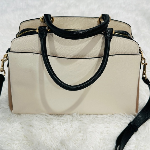 NWT Authentic COACH Lillie Carryall Bag - Picture 4 of 7